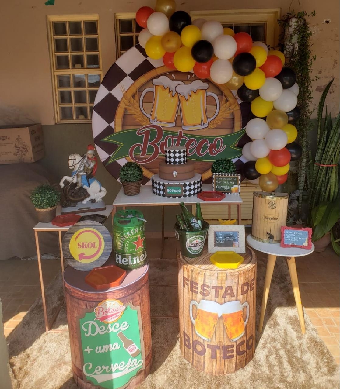 Chá Bar 02 - a Bela e a Fera Locação de decorações e brinquedos