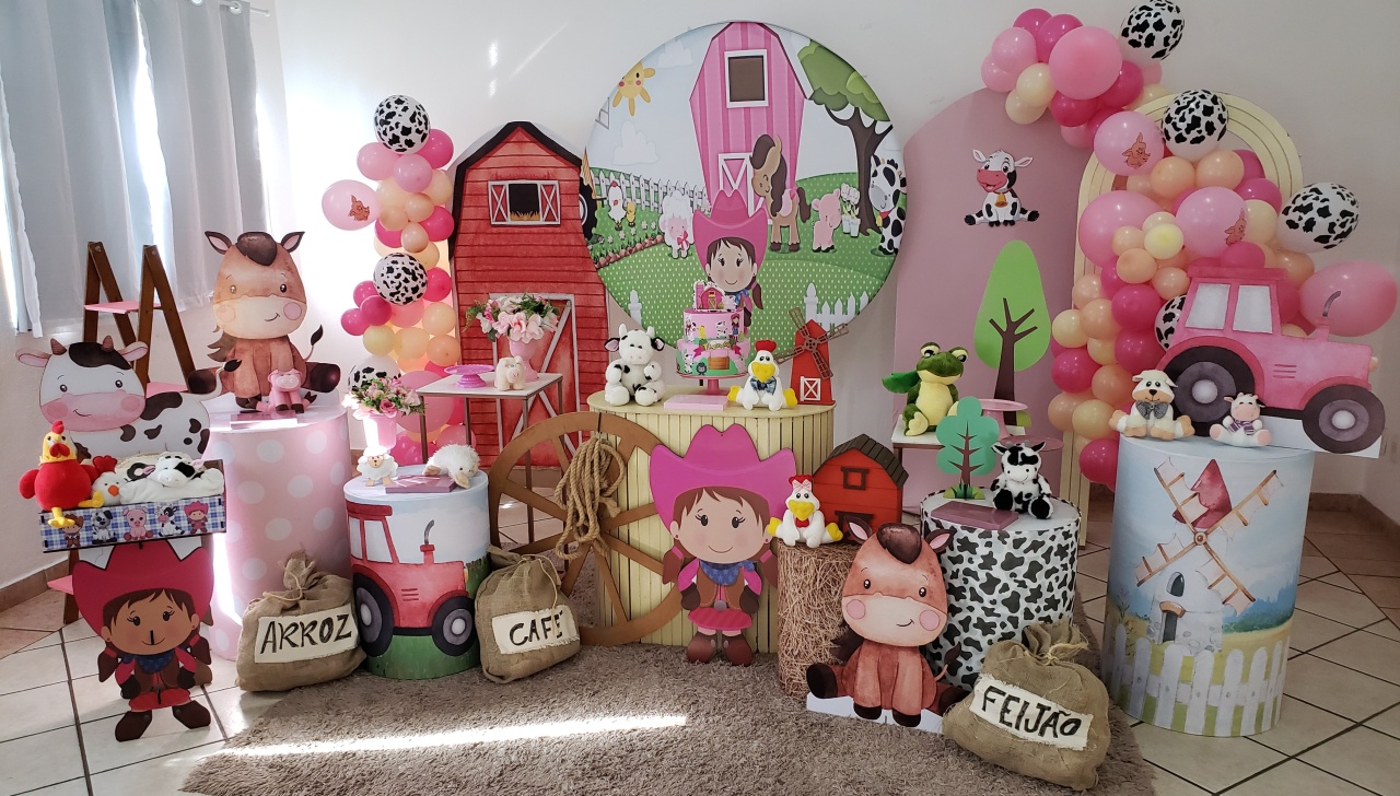 Fazendinha 05 - a Bela e a Fera Locação de decorações e brinquedos