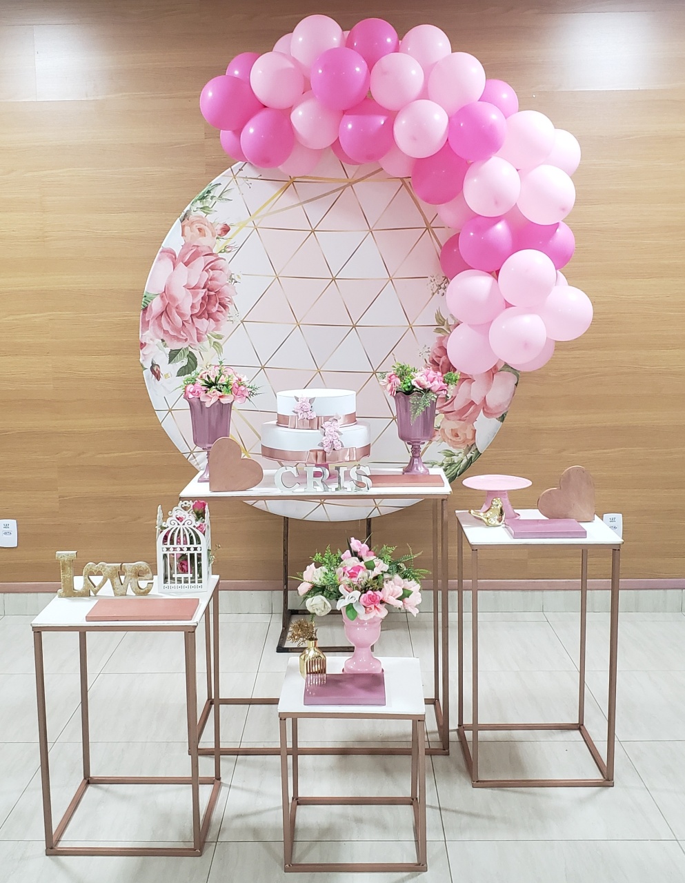 Floral 01 - a Bela e a Fera Locação de decorações e brinquedos