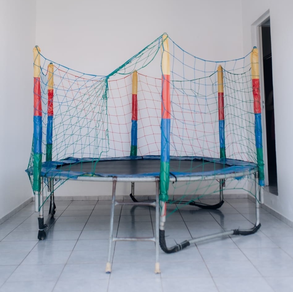 Pula Pula 2,40 - a Bela e a Fera Locação de decorações e brinquedos