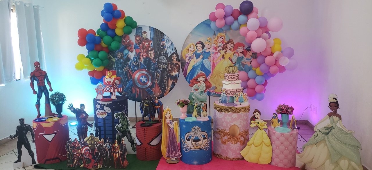 Duplas 02 - a Bela e a Fera Locação de decorações e brinquedos