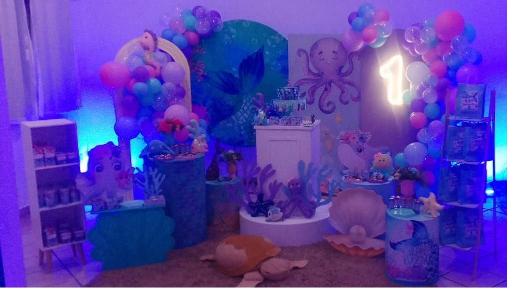 Sereia 04 - a Bela e a Fera Locação de decorações e brinquedos