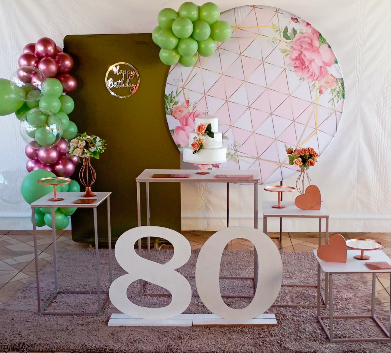 Verde 05 - a Bela e a Fera Locação de decorações e brinquedos