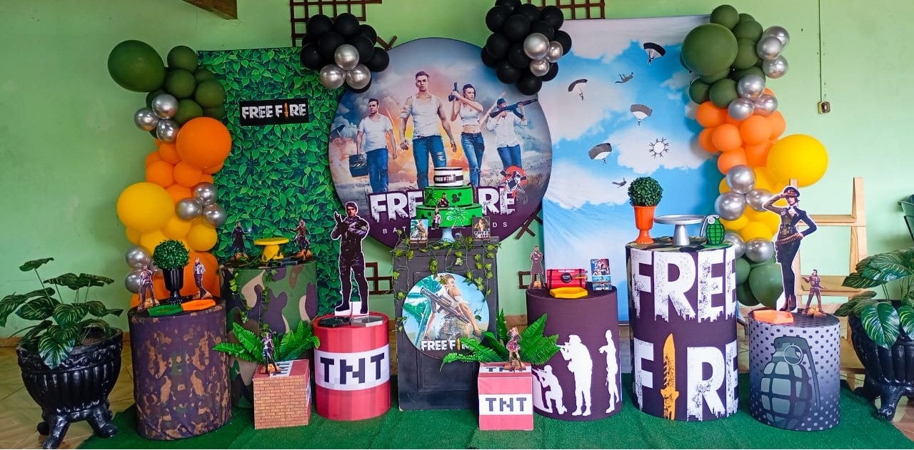 Free Fire 02 - a Bela e a Fera Locação de decorações e brinquedos