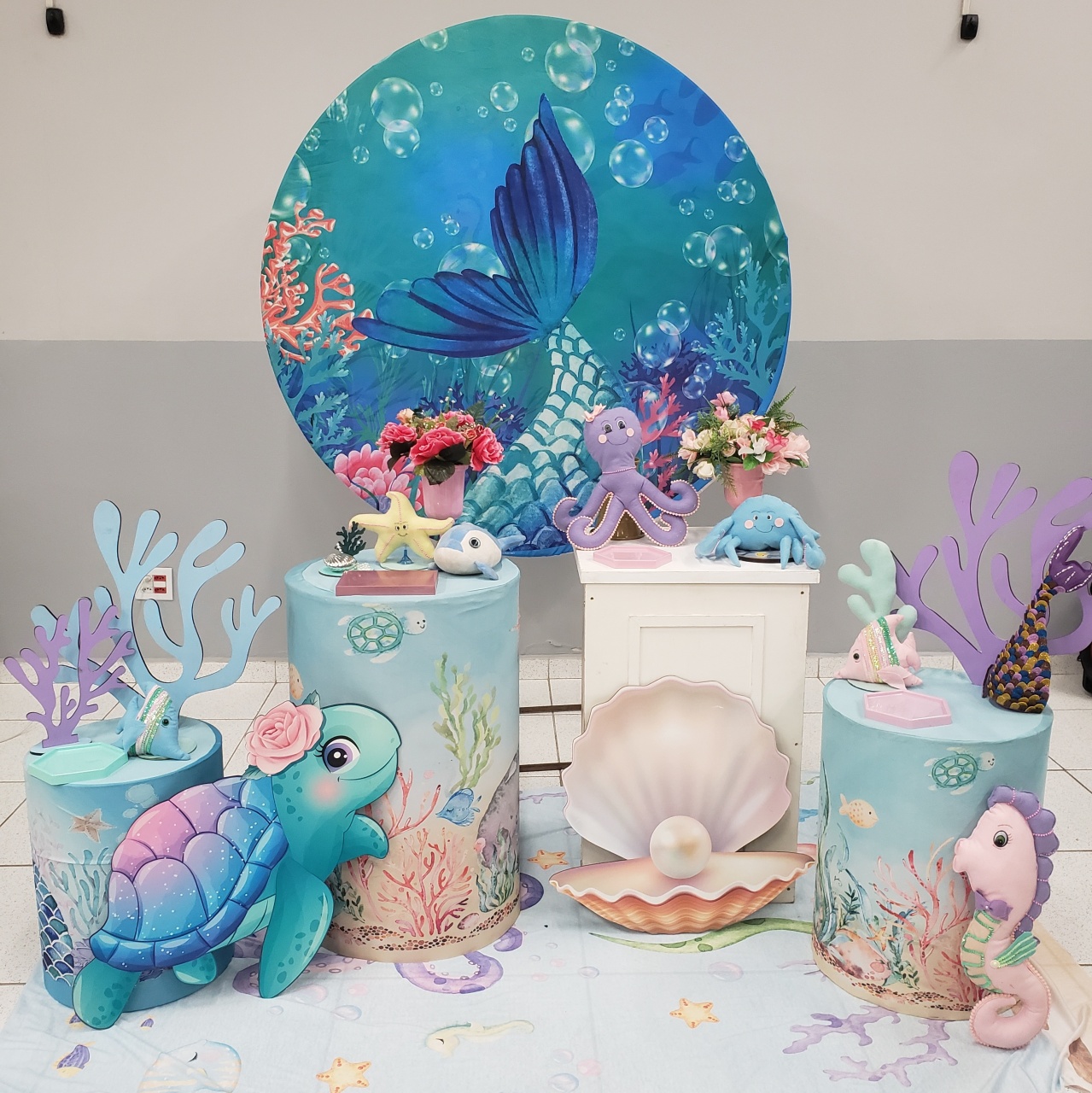 Sereia 01 - a Bela e a Fera Locação de decorações e brinquedos