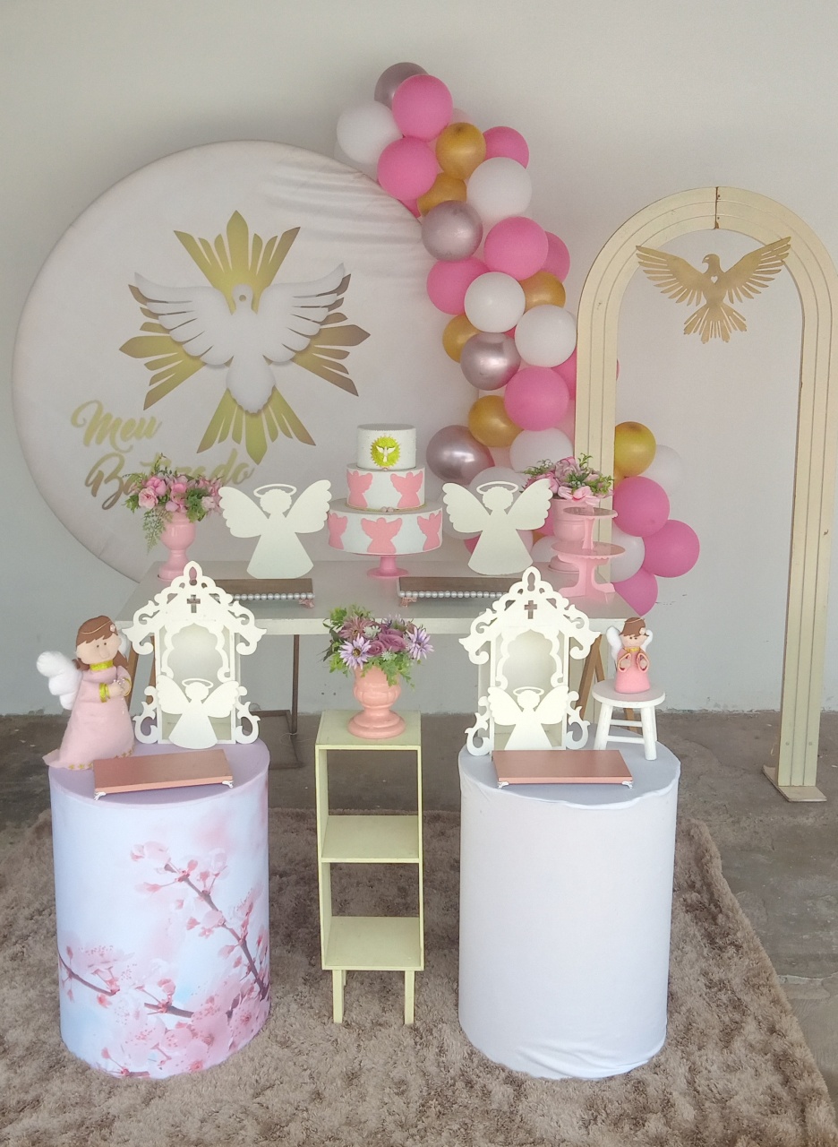 Batizado 03 - a Bela e a Fera Locação de decorações e brinquedos