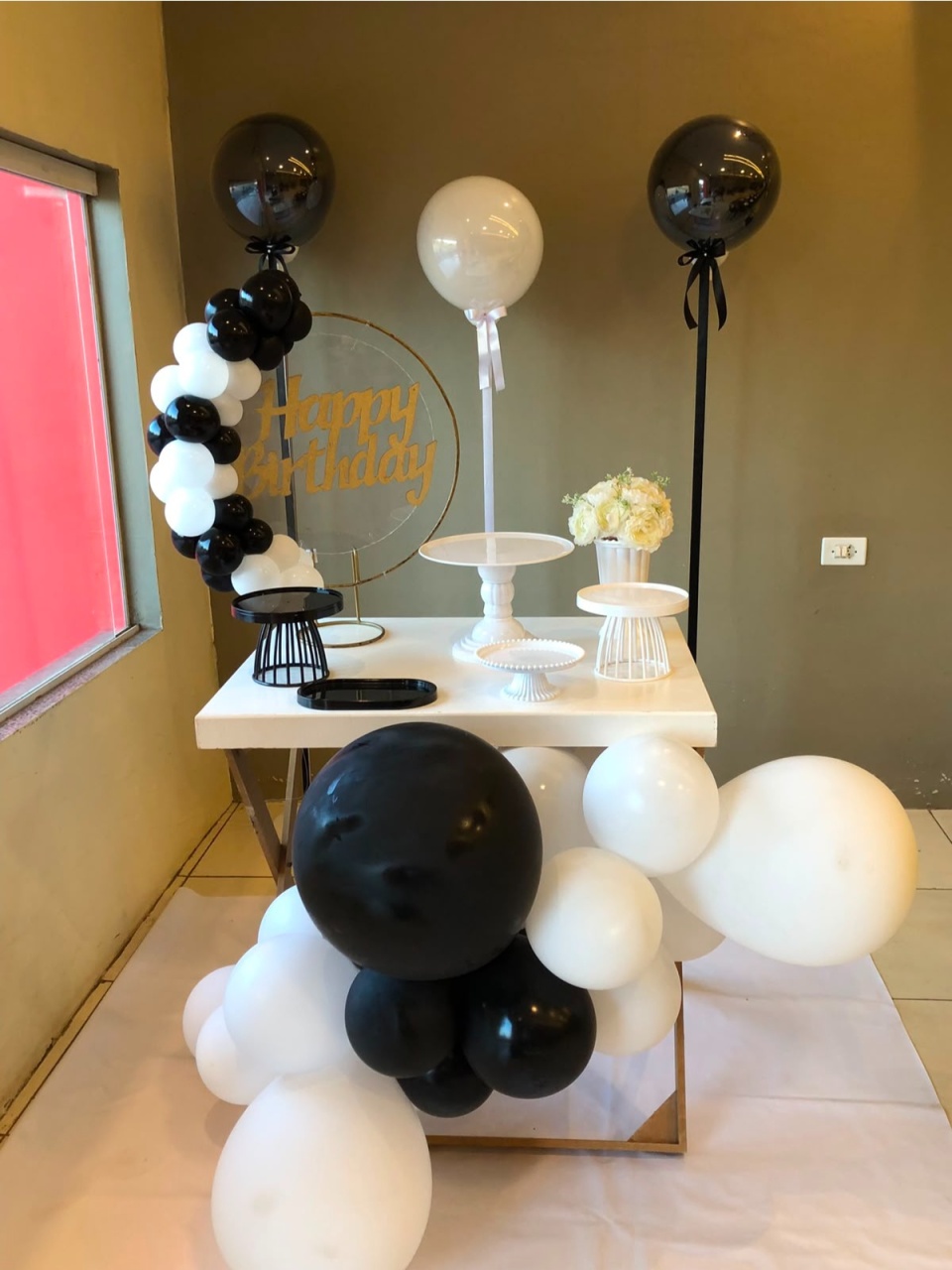 Preto E Branco - Ray Ray Festas