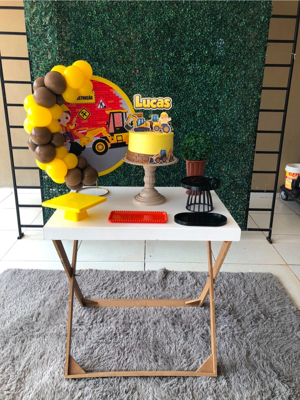 Construção - Ray Ray Festas