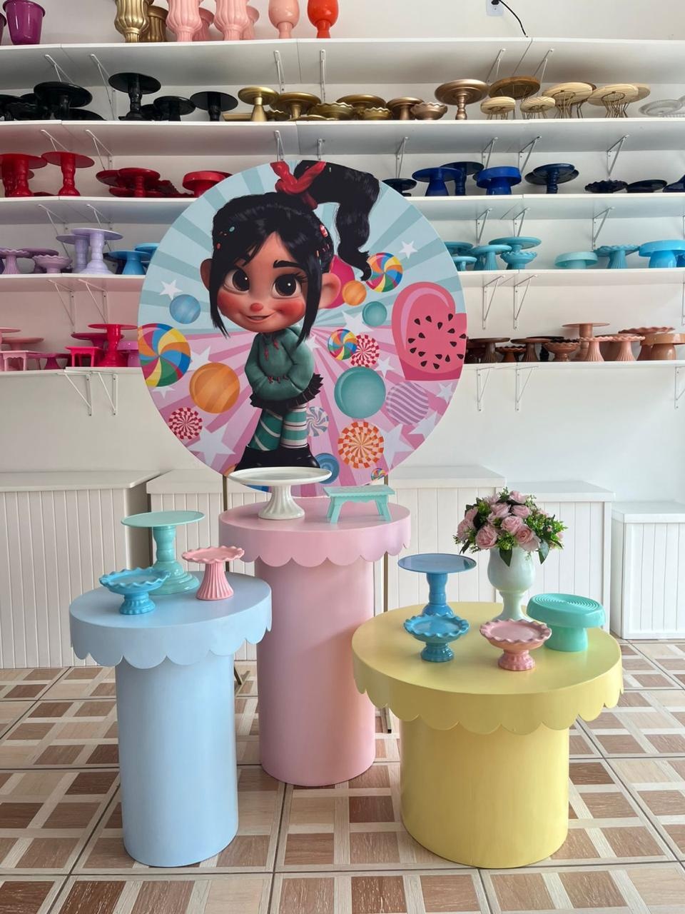 Vanellope Mesas Coloridas - Ingryd monteiro festas