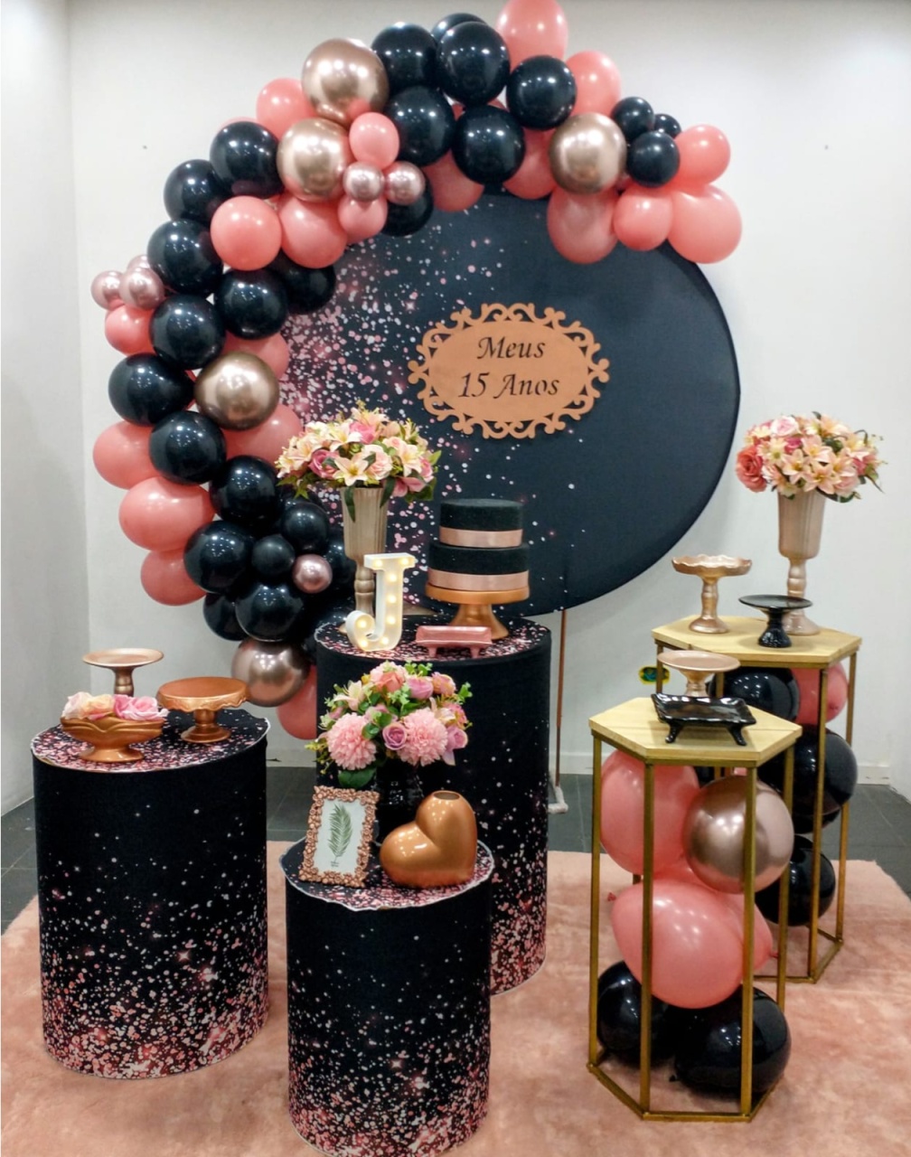 Rose Com Preto Cod. - Ateliê by Deise festas 