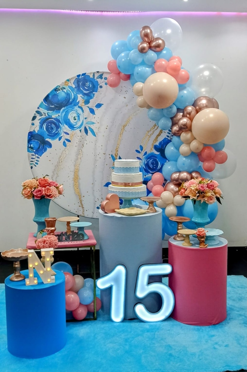 Rose Com Azul Cod. - Ateliê by Deise festas 