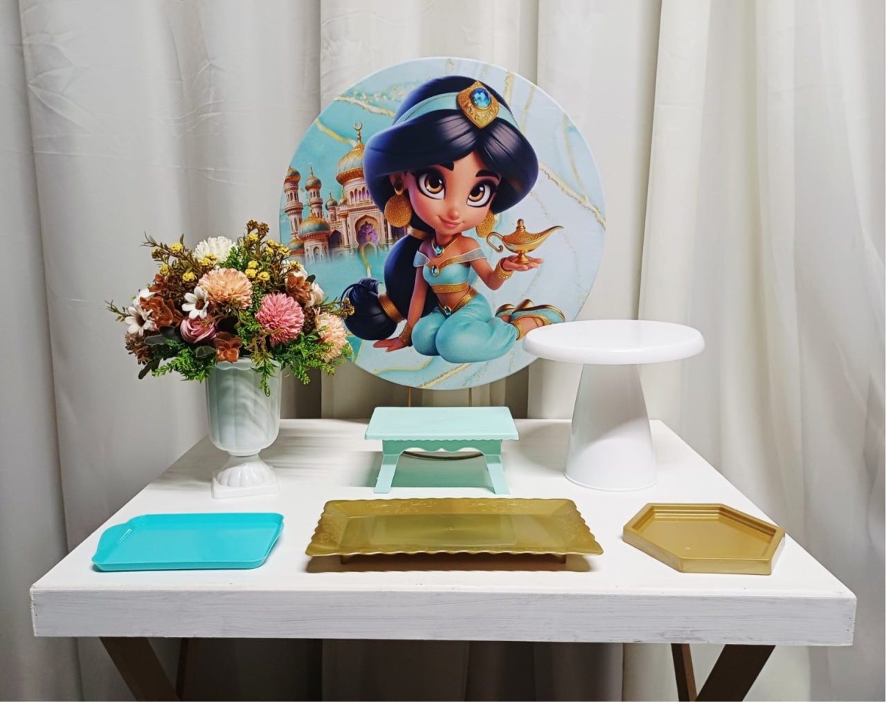 Jasmine - "Só Pra Um Bolinho" - Mesa Pronta, Só Festejar - Pegue&Monte Graça Decor♡