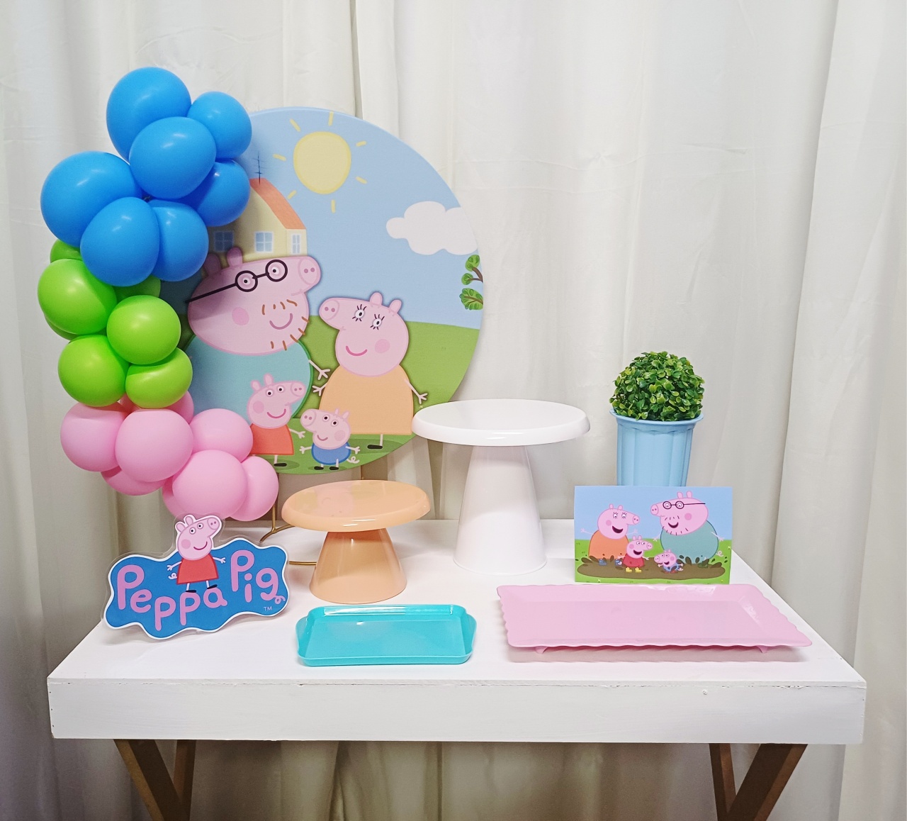 Peppa Pig  - "Só Pra Um Bolinho" - Mesa Pronta,  Só Festejar      - Pegue&Monte Graça Decor♡