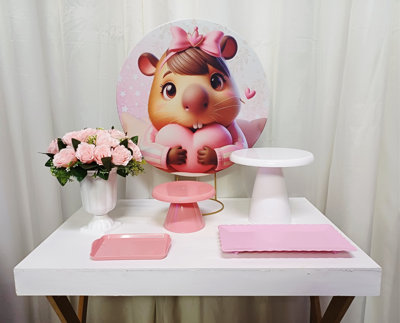 Capivara Rosa  - "Só Pra Um Bolinho" - Mesa Pronta,  Só Festejar     - Pegue&Monte Graça Decor♡