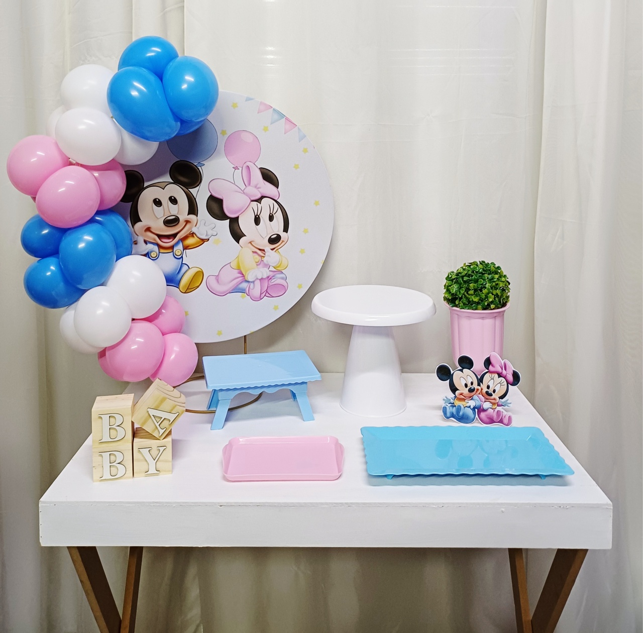 Minnie E Mickey Baby - "Só Pra Um Bolinho" - Mesa Pronta,  Só Festejar       - Pegue&Monte Graça Decor♡