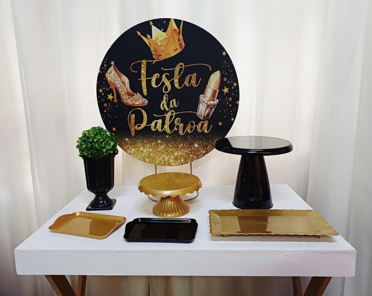 Festa da Patroa - "Só Pra Um Bolinho" - Mesa Pronta, Só Festejar - Pegue&Monte Graça Decor♡