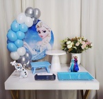 Frozen - "Só Pra Um Bolinho" - Mesa Pronta, Só Festejar - imagem 1