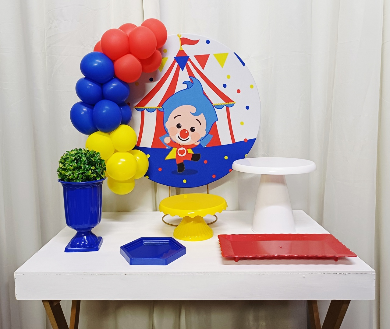 Circo  - "Só Pra Um Bolinho" - Mesa Pronta,  Só Festejar      - Pegue&Monte Graça Decor♡