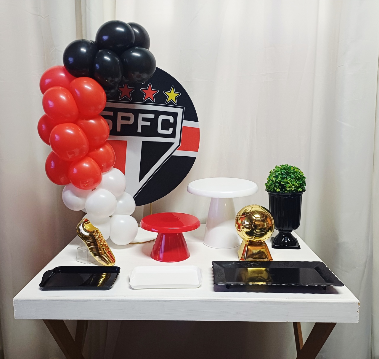 São Paulo - "Só Pra Um Bolinho " - Mesa Pronta, Só Festejar - Pegue&Monte Graça Decor♡