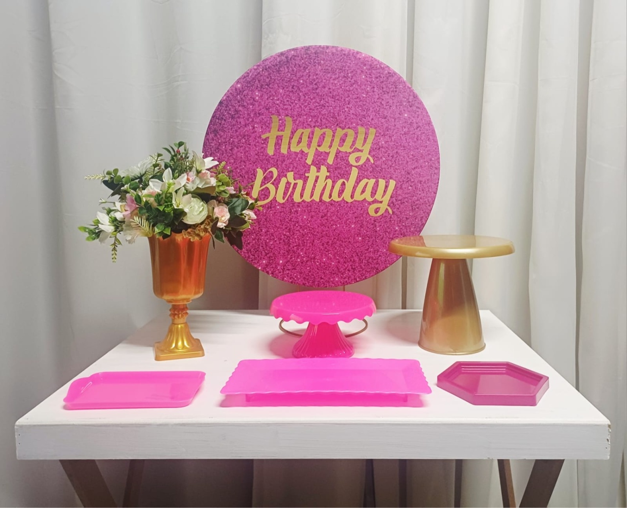 Happy Birthday Pink - "Só Pra Um Bolinho" - Mesa Pronta, Só Festejar - Pegue&Monte Graça Decor♡