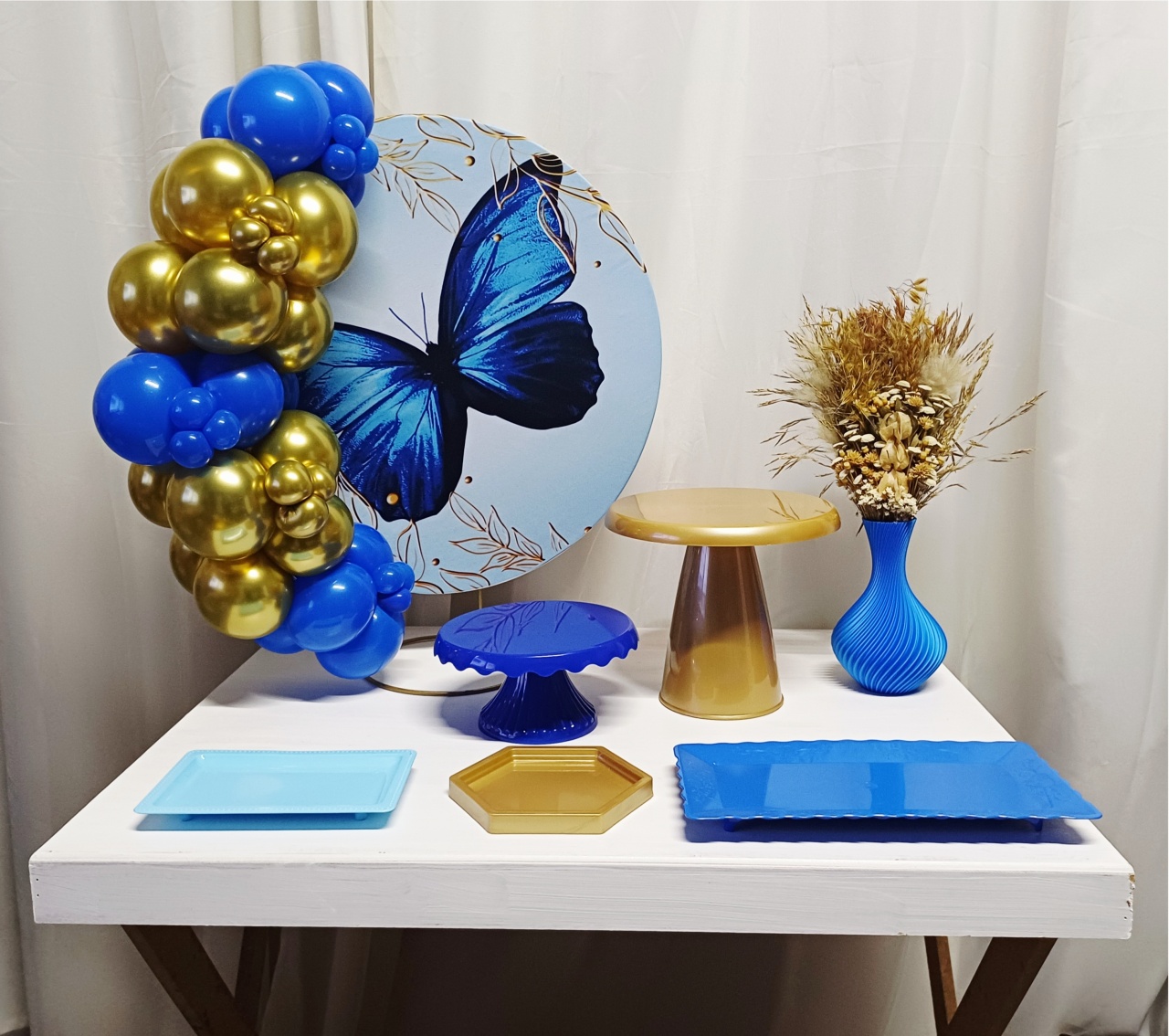 Borboleta Azul - "Só Pra Um Bolinho" - Mesa Pronta, Só Festejar - Pegue&Monte Graça Decor♡