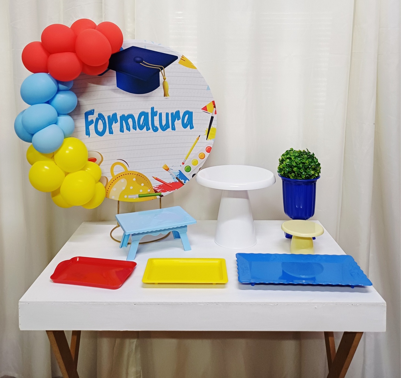 Formatura Infantil - "Só Pra Um Bolinho" - Mesa Pronta,  Só Festejar      - Pegue&Monte Graça Decor♡