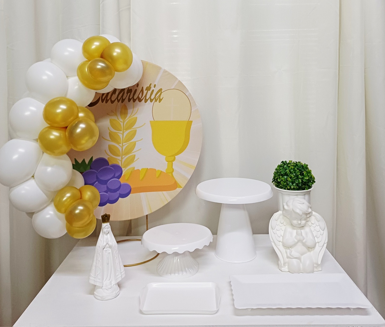 Primeira Eucaristia - "Só Pra Um Bolinho" - Sua Mesa,  Seu Estilo   - Pegue&Monte Graça Decor♡