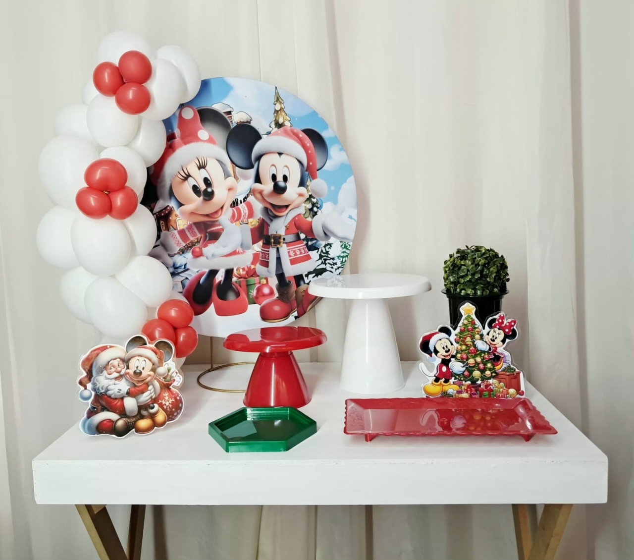 Natal Mickey E Minnie - "Só Pra Um Bolinho" - Mesa Pronta,  Só Festejar      - Pegue&Monte Graça Decor♡