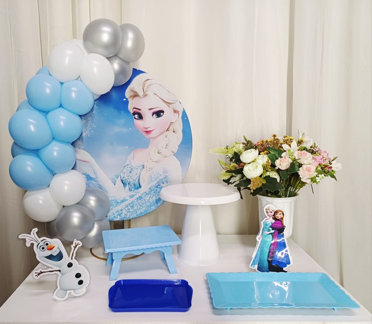 Frozen - "Só Pra Um Bolinho" - Sua Mesa, Seu Estilo - Pegue&Monte Graça Decor♡