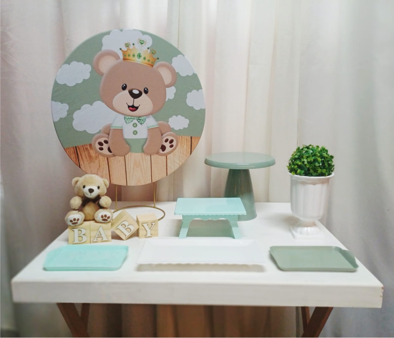 Chá de Bebê Urso Príncipe - Verde - "Só Pra Um Bolinho" - Mesa Pronta, Só Festejar - Pegue&Monte Graça Decor♡