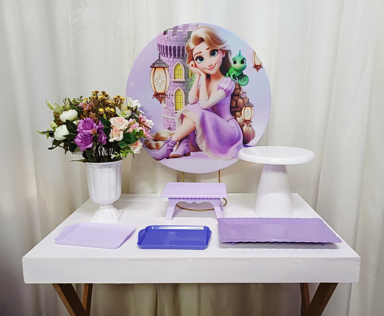 Rapunzel - "Só Pra Um Bolinho" - Mesa Pronta, Só Festejar - Pegue&Monte Graça Decor♡