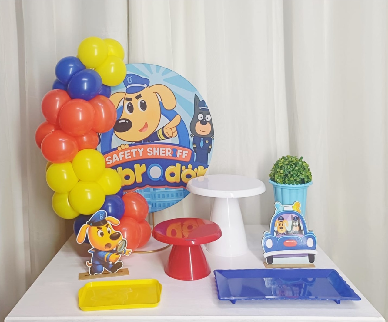 Detetive Labrador - "Só Pra Um Bolinho " - Sua Mesa, Seu Estilo - Pegue&Monte Graça Decor♡