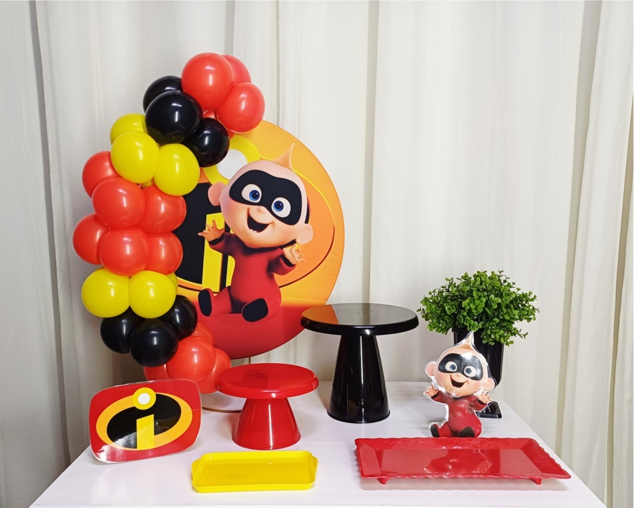 Os Incríveis Baby - "Só Pra Um Bolinho" - Sua Mesa, Seu Estilo - Pegue&Monte Graça Decor♡