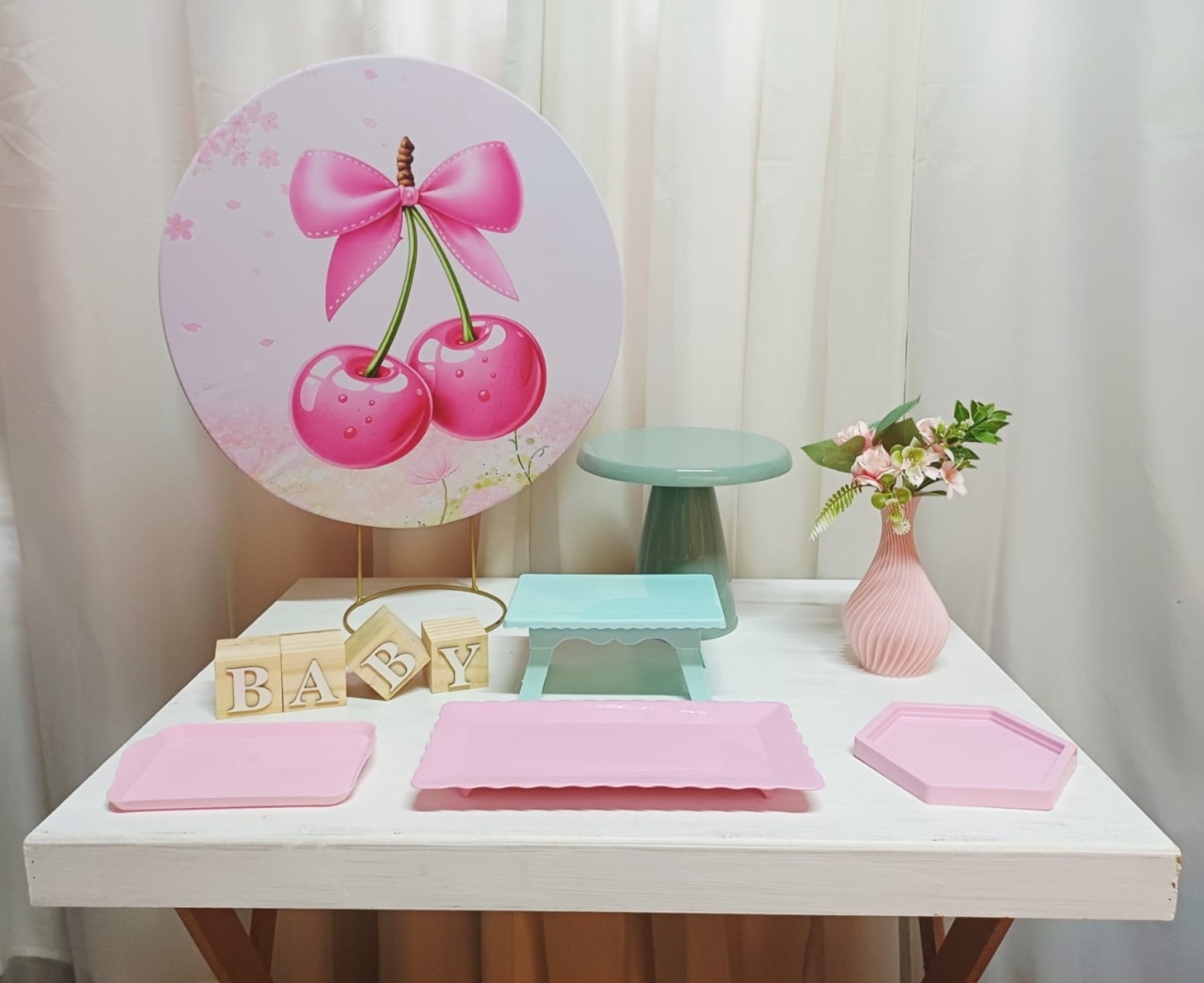 Chá de Bebê - Cerejinha - "Só Pra Um Bolinho" - Mesa Pronta, Só Festejar - Pegue&Monte Graça Decor♡