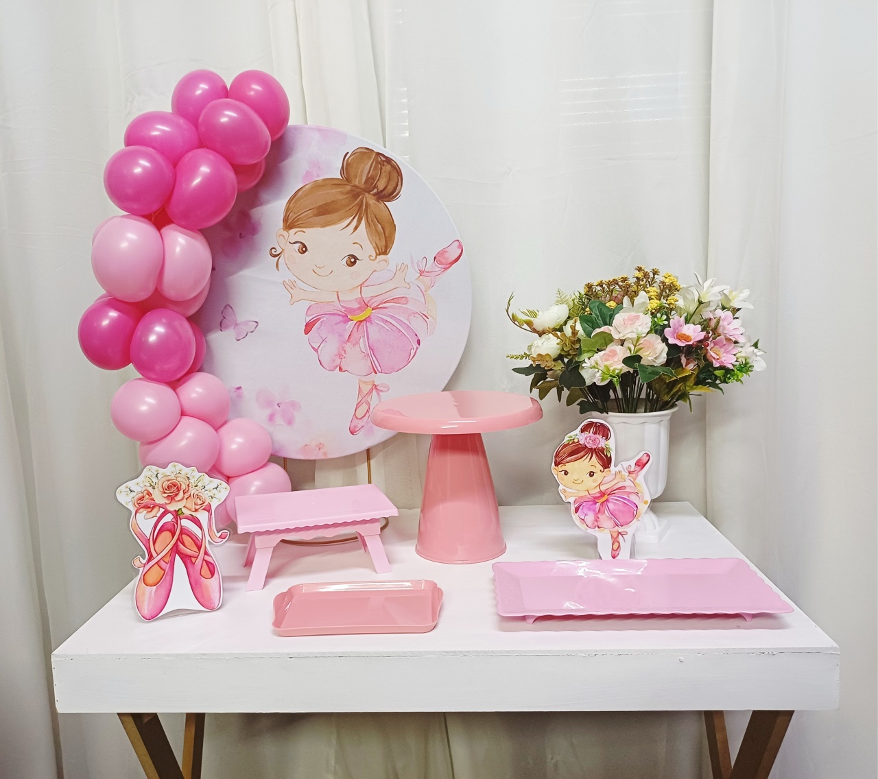 Bailarina  - "Só Pra Um Bolinho" - Mesa Pronta,  Só Festejar  - Pegue&Monte Graça Decor♡