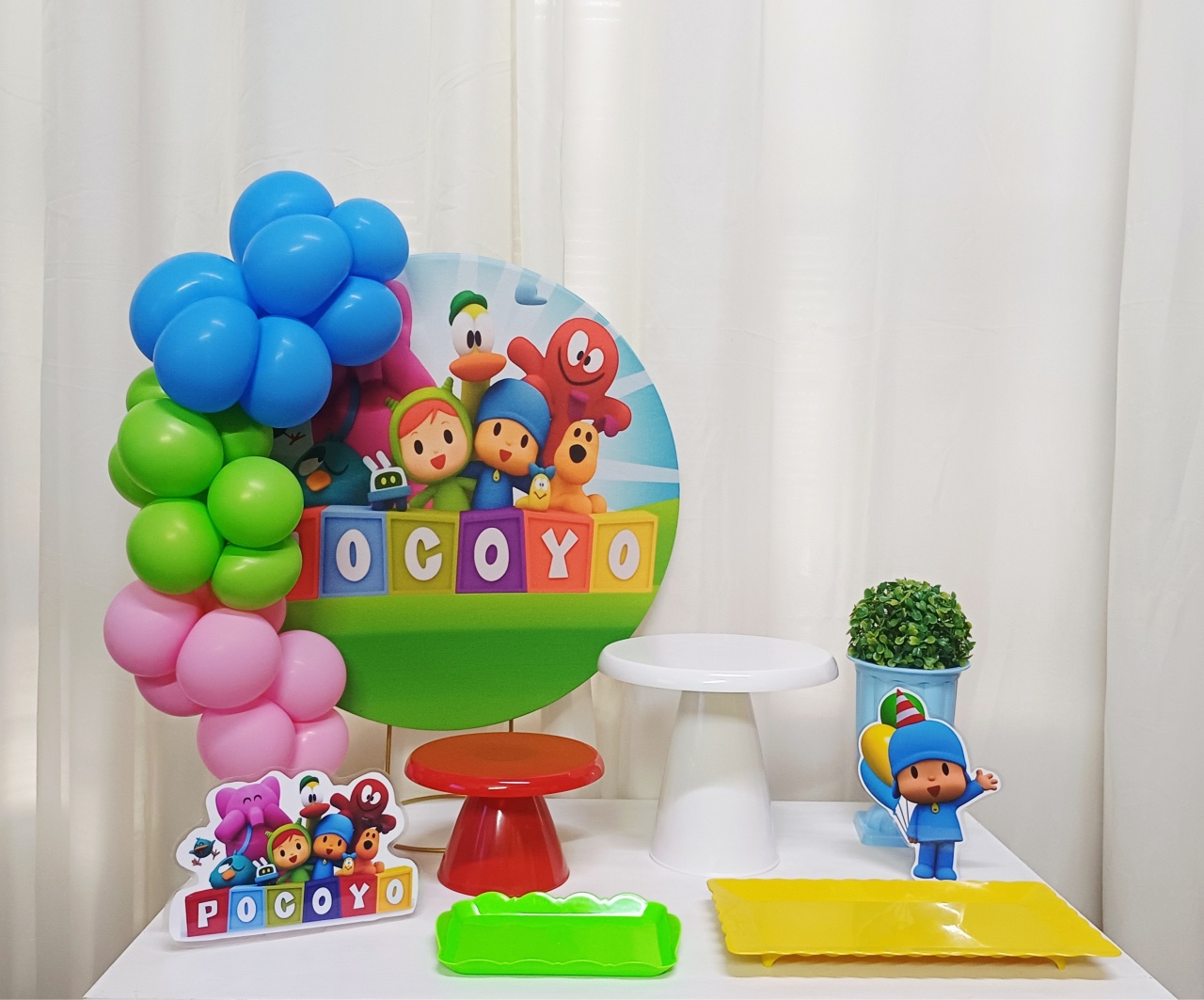Pocoyo - "Só Pra Um Bolinho" - Sua Mesa, Seu Estilo - Pegue&Monte Graça Decor♡