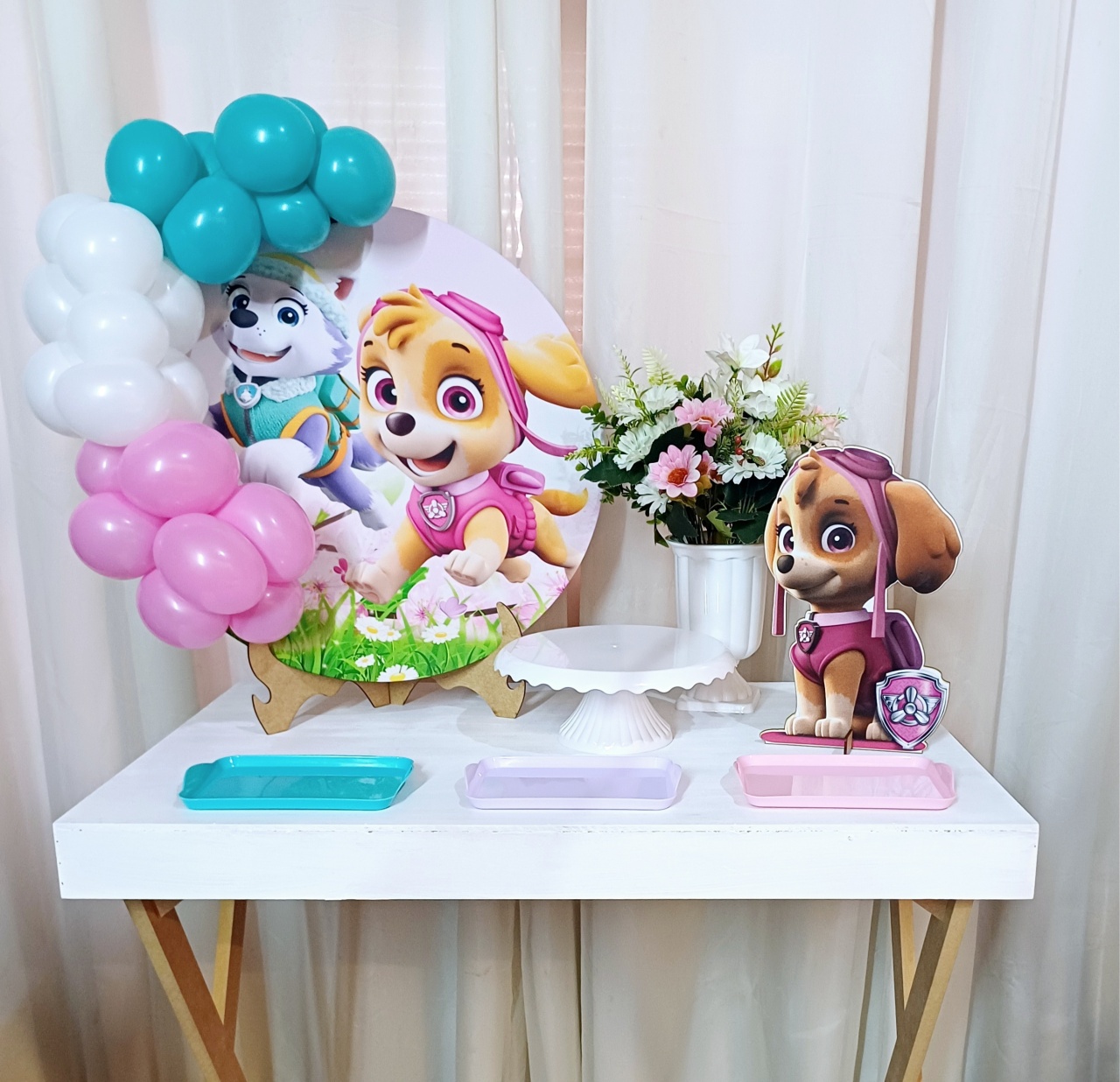 Skye E Everest - "Só Pra Um Bolinho" - Mesa Pronta,  Só Festejar         - Pegue&Monte Graça Decor♡