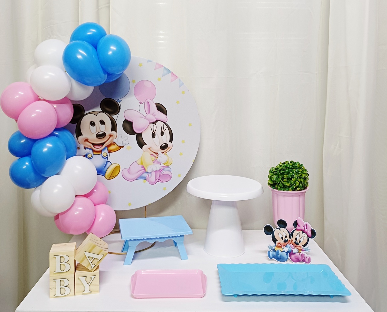 Mickey E Minnie Baby - "Só Pra Um Bolinho" - Sua Mesa, Seu Estilo - Pegue&Monte Graça Decor♡