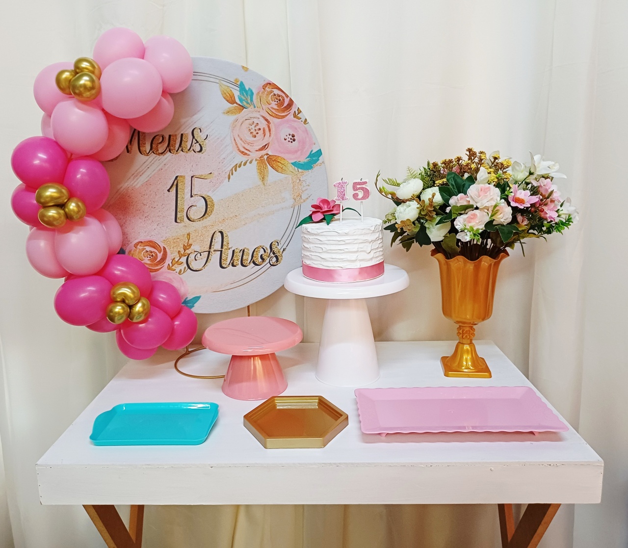 15 Anos - "Só Pra Um Bolinho" - Mesa Pronta, Só Festejar Plus - Pegue&Monte Graça Decor♡