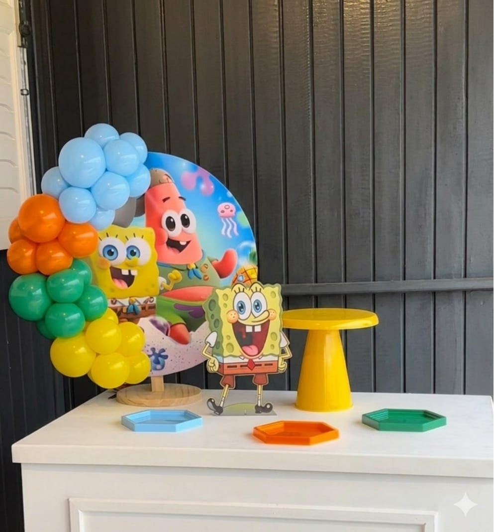 Bob Esponja - Mini Kit Só Um Bolinho - Sem Mesa - Casal Decora Mini festa