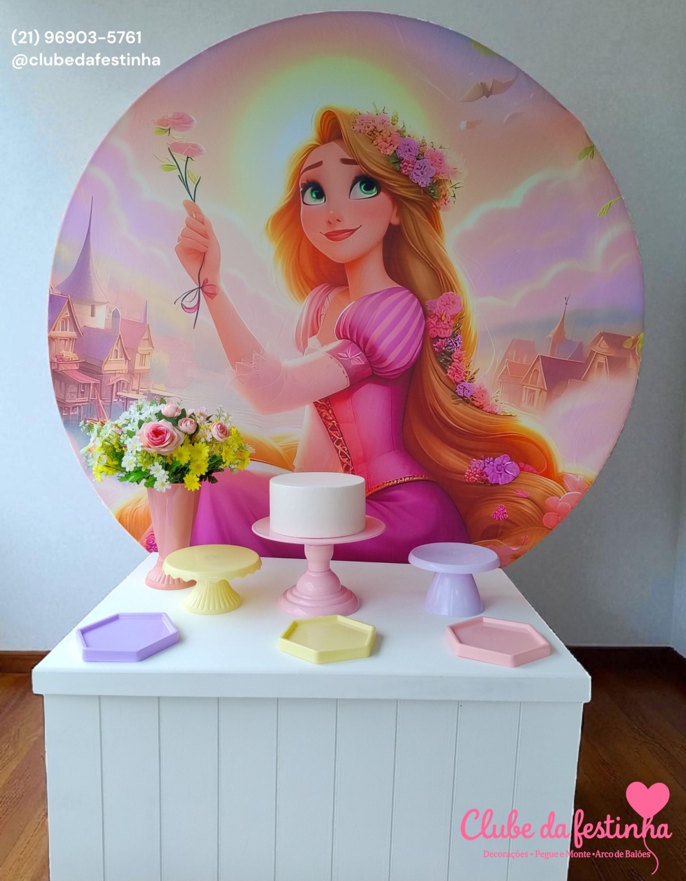 Kit Rapunzel + Mesa Balcão - Clube da festinha Locação 