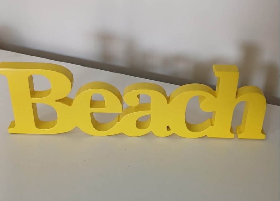 Letreiro "Beach" - Lilo E Stitch - Magia e Diversão 