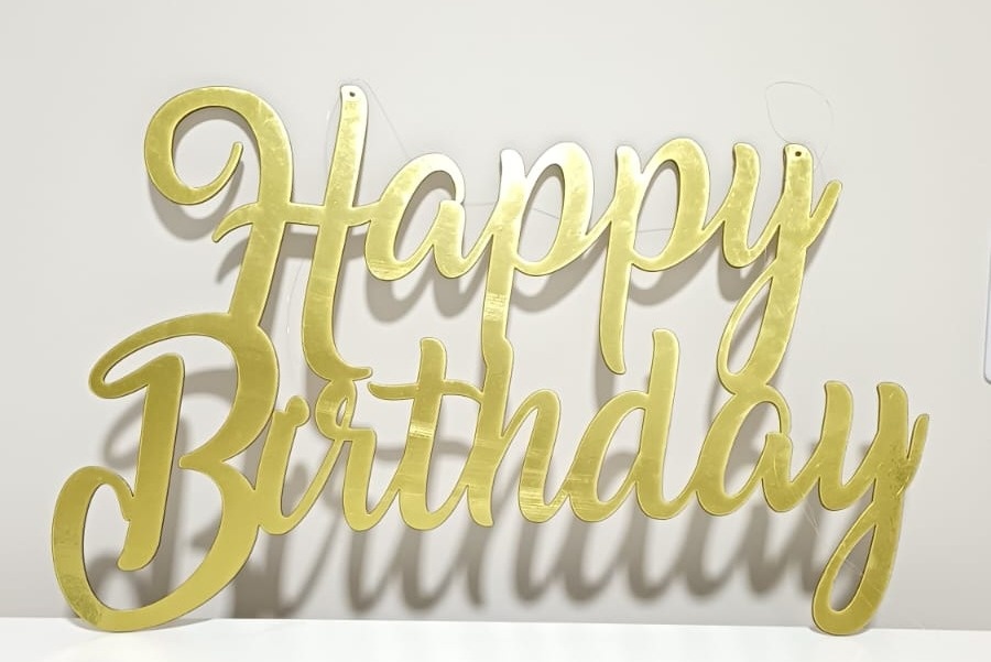Letreiro "Happy Birthday" - Magia e Diversão 