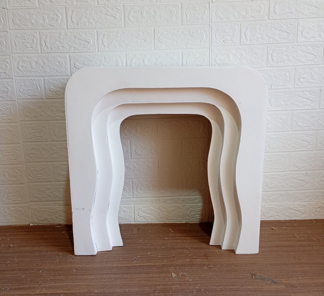 Mesa Branca "M" - Fulô Decor 