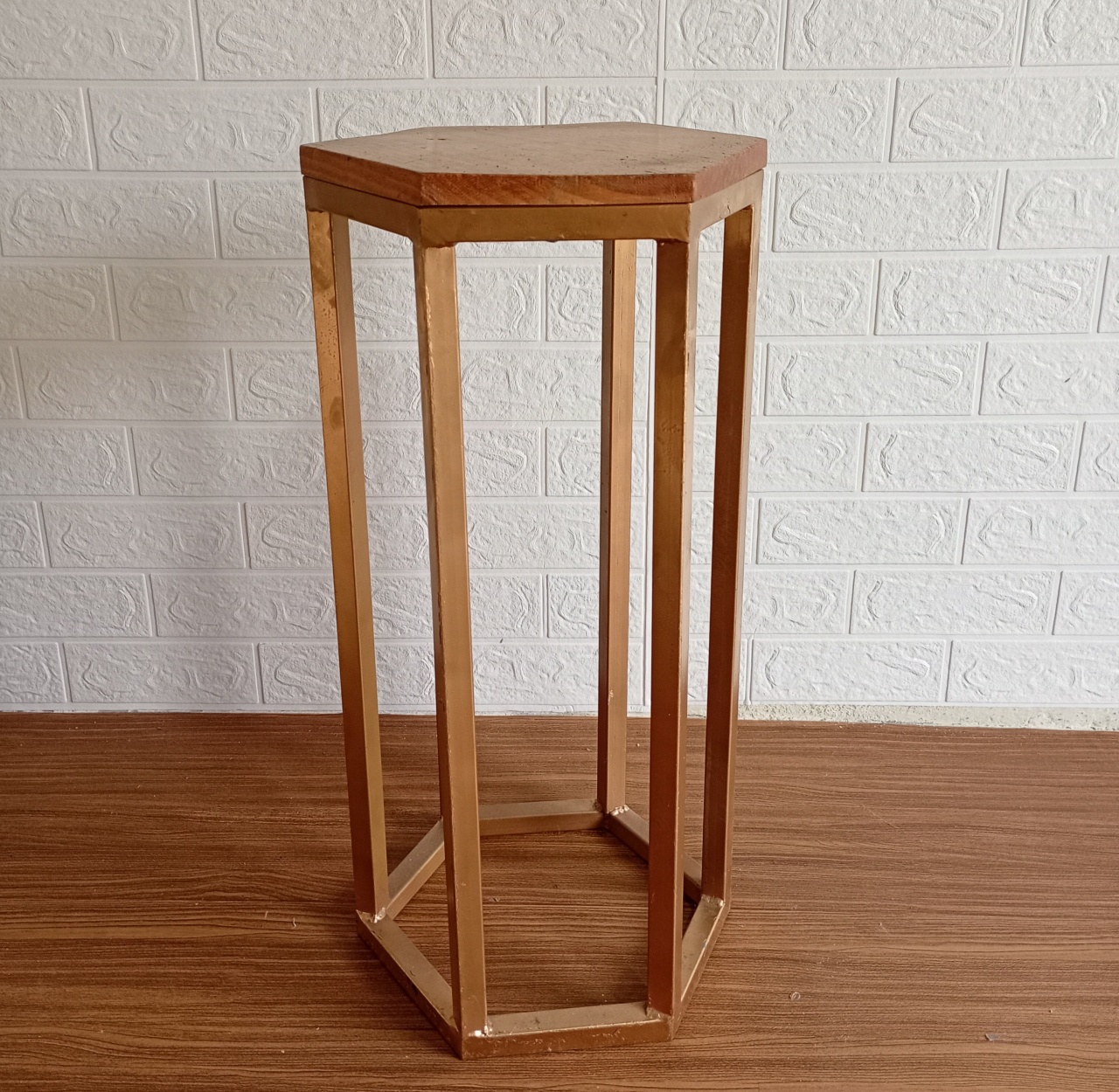 Mesa Hexagonal P - Fulô Decor 