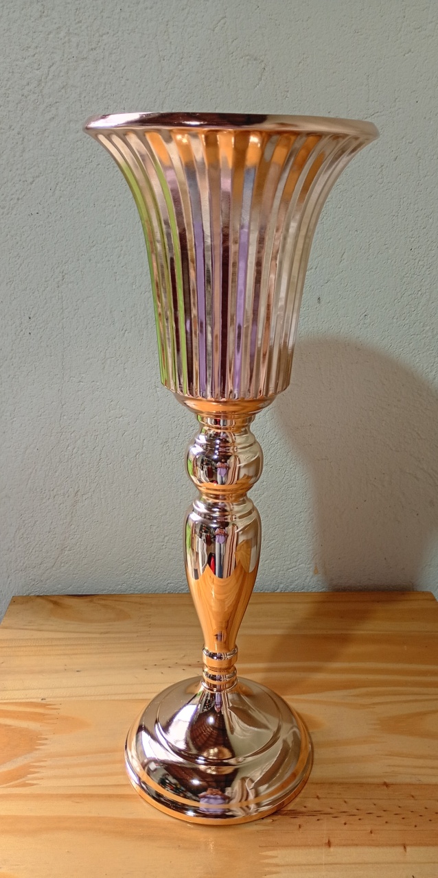 Vaso Dourado G - Fulô Decor 