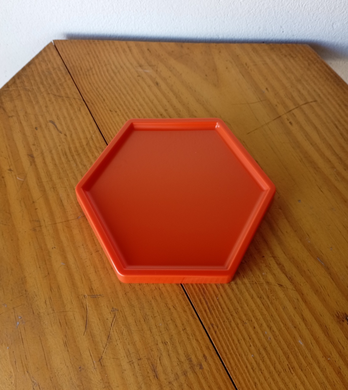 Bandeja Hexágono Laranja Rasteira - Fulô Decor 