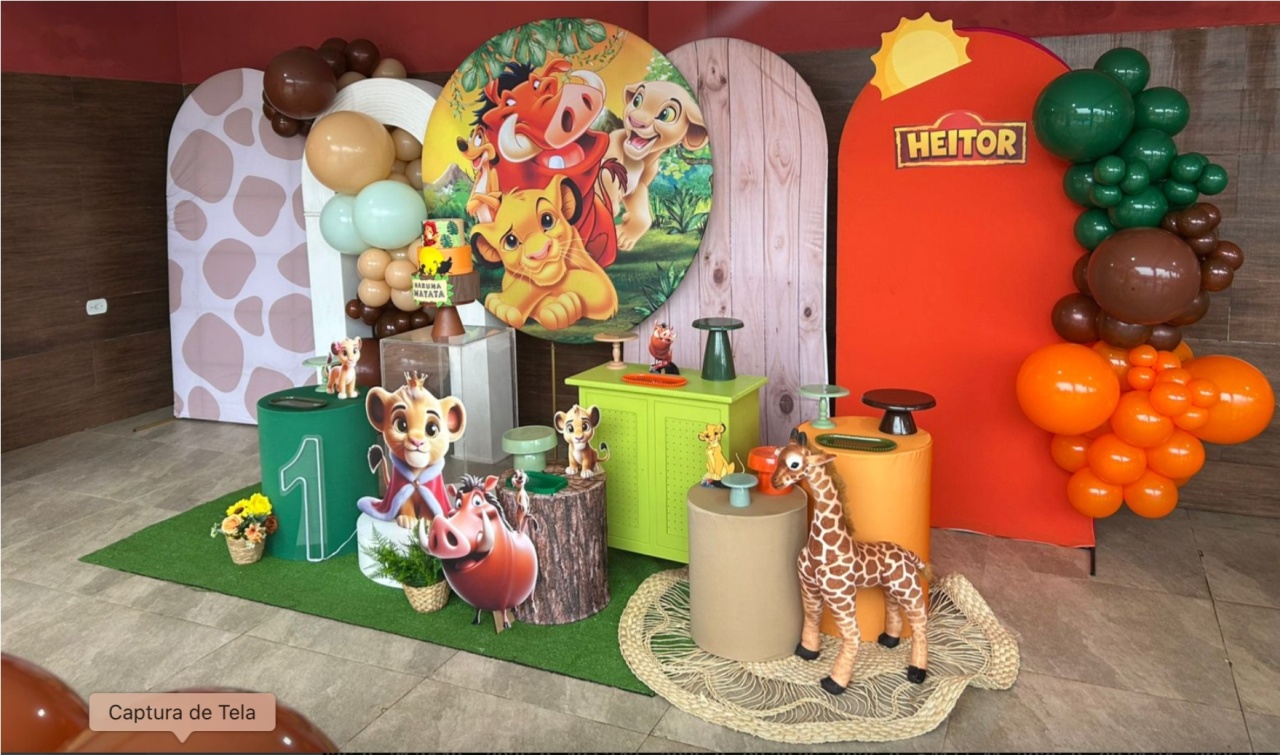 Composiçao Luxo Rei Leao - laladecor