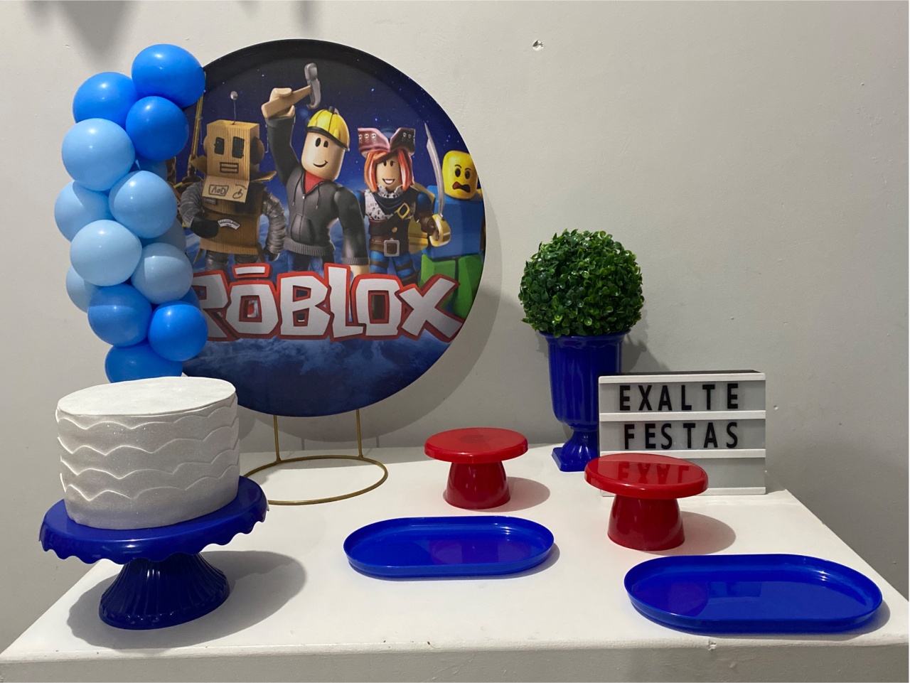 Festa Na Mesa - Roblox - EXALTE FESTAS