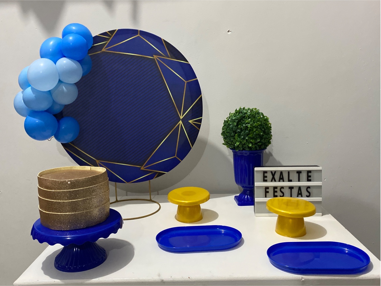 Festa Na Mesa - Azul Com Dourado Geométrico - EXALTE FESTAS